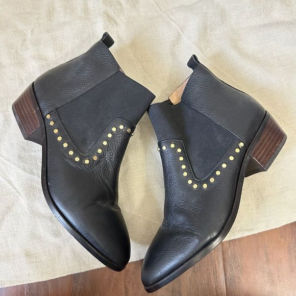 YOSI SAMRA Daryll Studded Ankle Boots Booties in Black Pebbled Leather - Picture 5 of 12